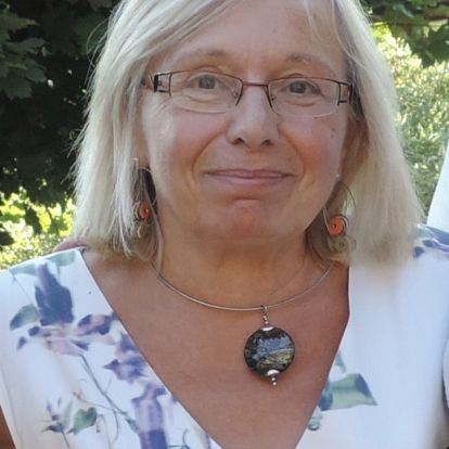 Dr. Angeles Garcia