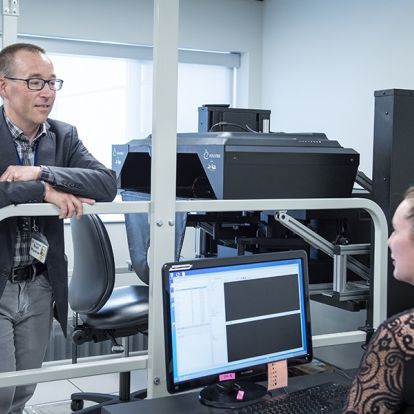 Dr Boyd in the KINARM lab