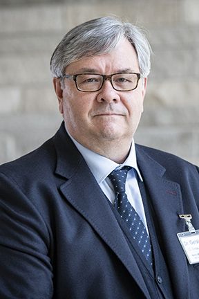 Dr Gerald Evans