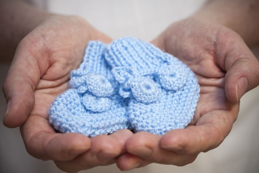 Along with a generous financial donation, members of the Sandra Schmirler Foundation brought a number of hand-knit booties and hats for premature babies in our NICU.