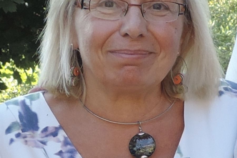 Dr. Angeles Garcia